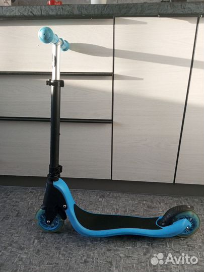 Самокат двухколесный