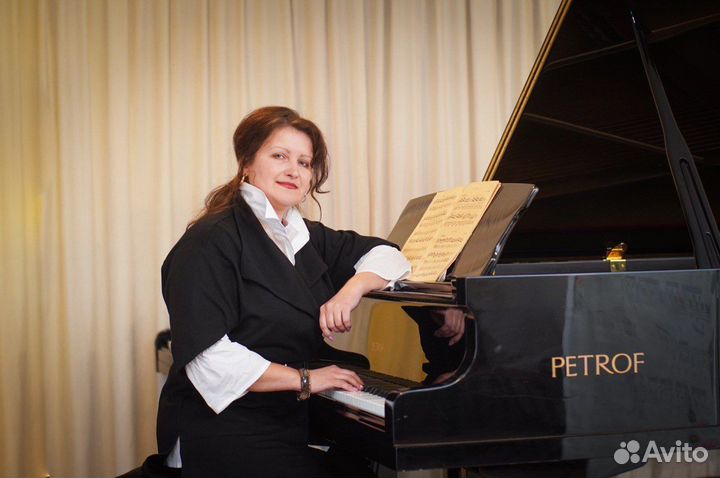 Уроки игры на фортепиано