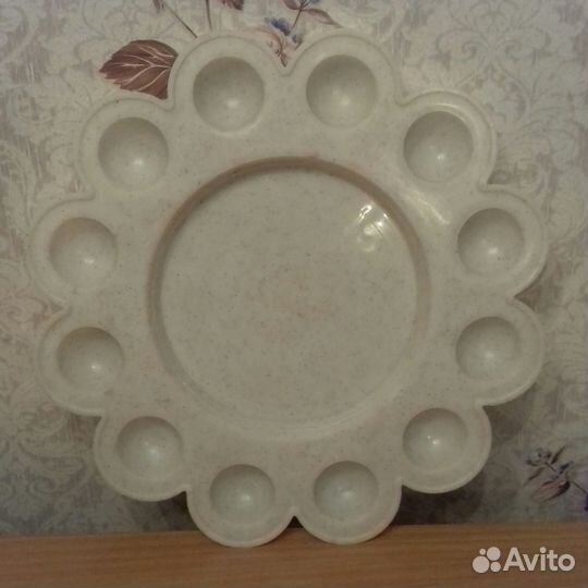 Подставка под пасхальные яйца и кулич