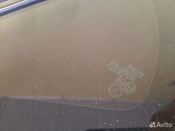 Форточка заднего правого крыла Volkswagen polo 5