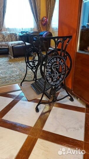 Редкая длинная станина от швейной машинки