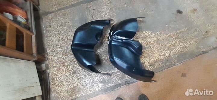 Подкрылки и брызговики renault logan 2