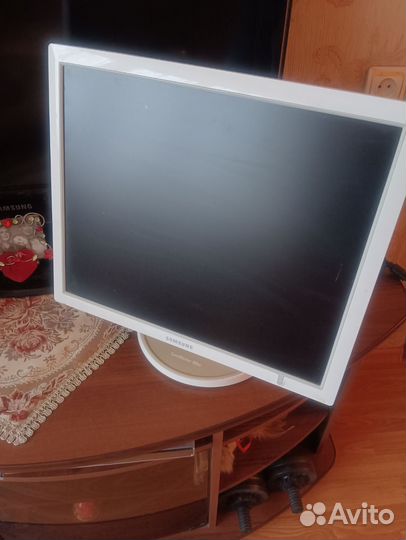 Монитор samsung syncmaster 960bf