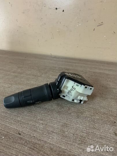 Переключатель поворотов Тиида