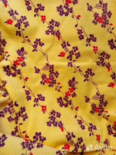 Отрез ткани вельвет