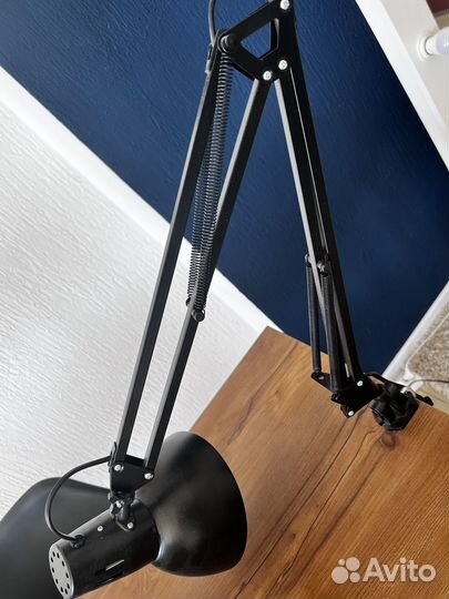 Лампа настольная для маникюра