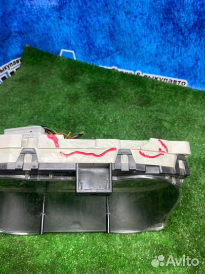 Панель приборов Nissan Note E11 CR14DE 2006