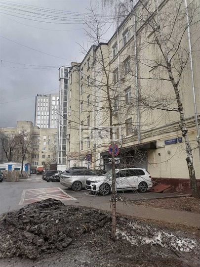 Комната 30 м² в 4-к., 6/6 эт.