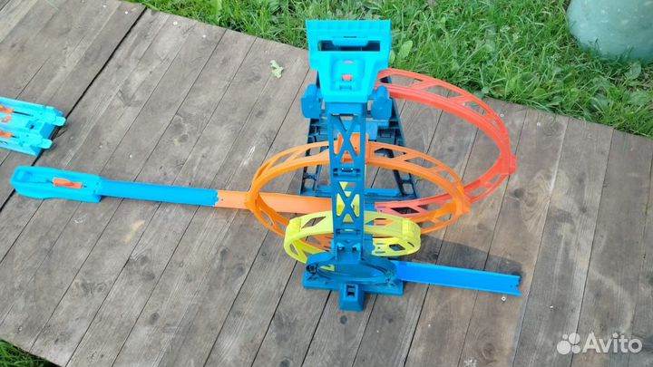 Гоночный трек hot wheels