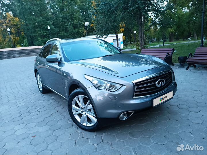 Infiniti QX70 3.7 AT, 2013, 145 000 км