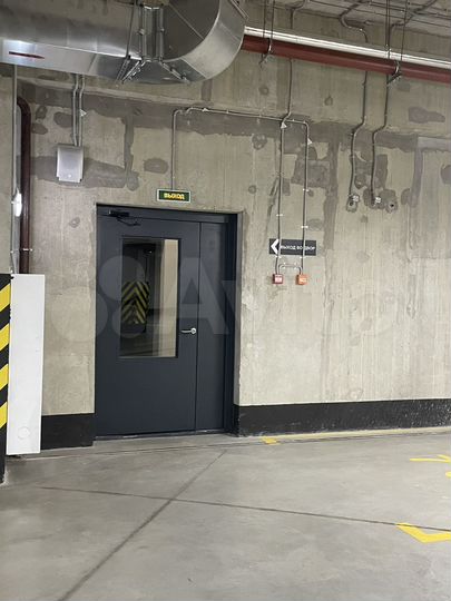 Машиноместо, 12 м²