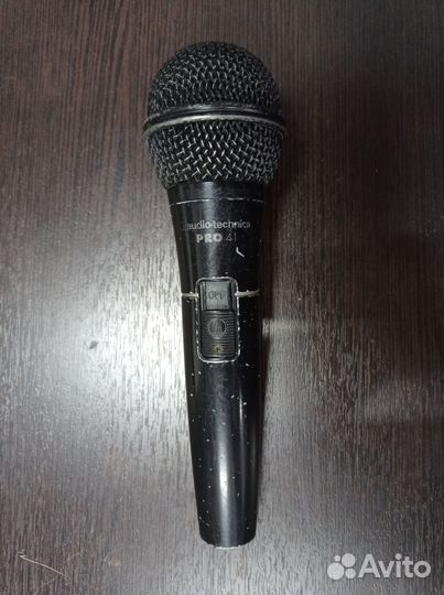 Микрофоны, стойки, педали
