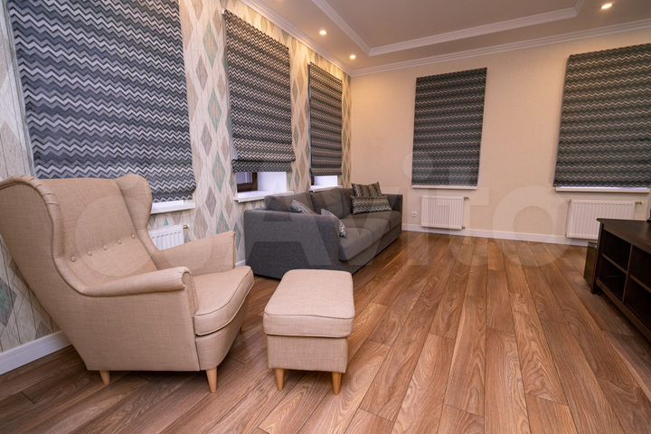 Дом 200 м² на участке 15 сот.