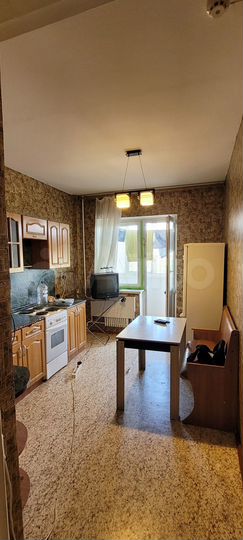 1-к. квартира, 38 м², 7/14 эт.