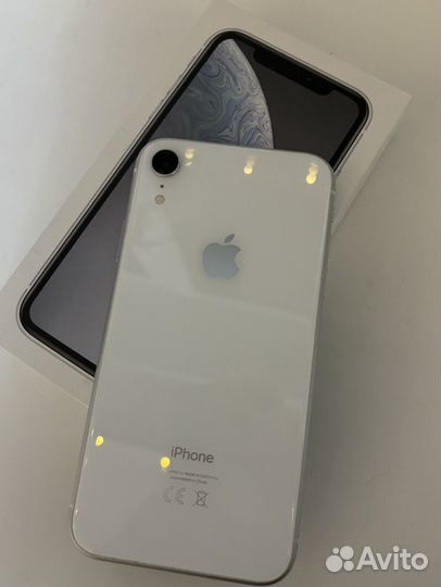 iPhone Xr, 64 ГБ
