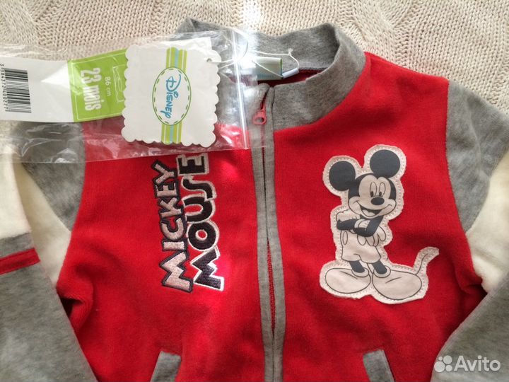 Костюмчик дисней велюровый. Новый