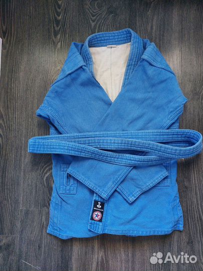 Форма для самбо: самбовка, шорты, борцовки