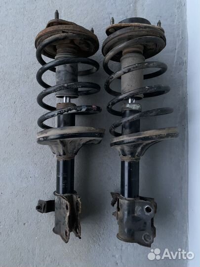 Амортизатор передний Mitsubishi Lancer 9