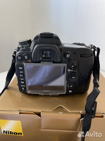 Зеркальный фотоаппарат Nikon d7000 + 50mm f/1.8D