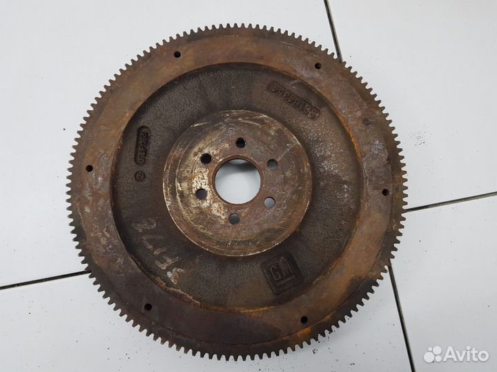 Маховик двигателя