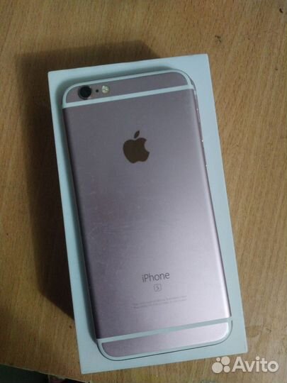 iPhone 6S, 64 ГБ