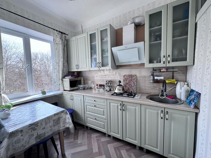 2-к. квартира, 49 м², 3/4 эт.