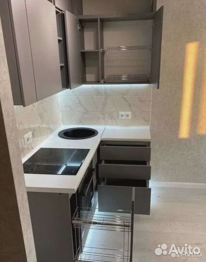 Компактный кухонный гарнитур