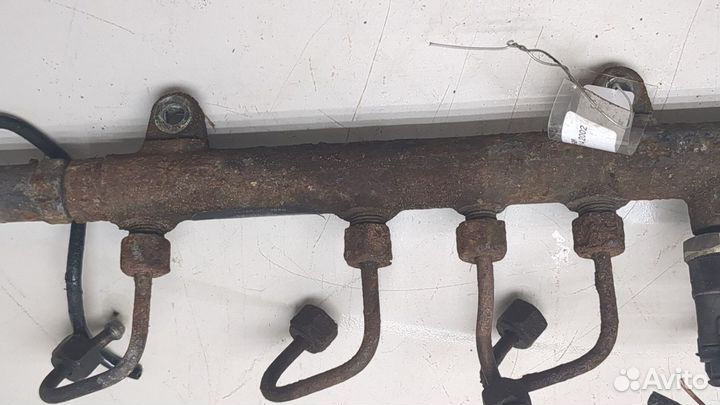 Рампа топливная Renault Trafic, 2002