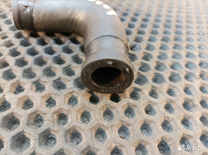 Патрубок гура Mercedes-Benz Axor