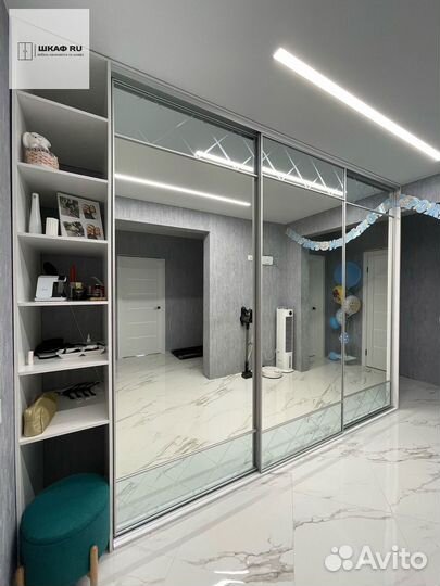 Стильный шкаф