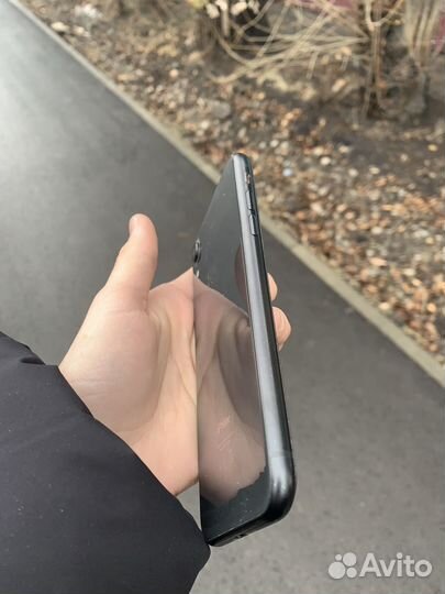 iPhone Xr, 128 ГБ