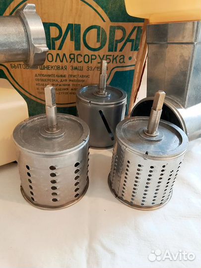 Мясорубка электрическая 