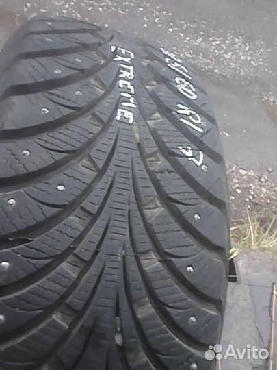 Goodyear UltraGrip Extreme 225/60 R17