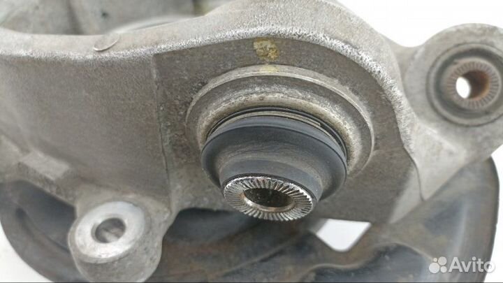 Ступица задняя левая Toyota Crown Majesta UZS186