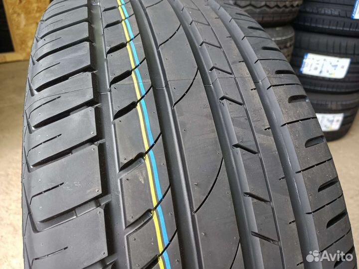 Charmhoo Sports T1 245/45 R19 102W