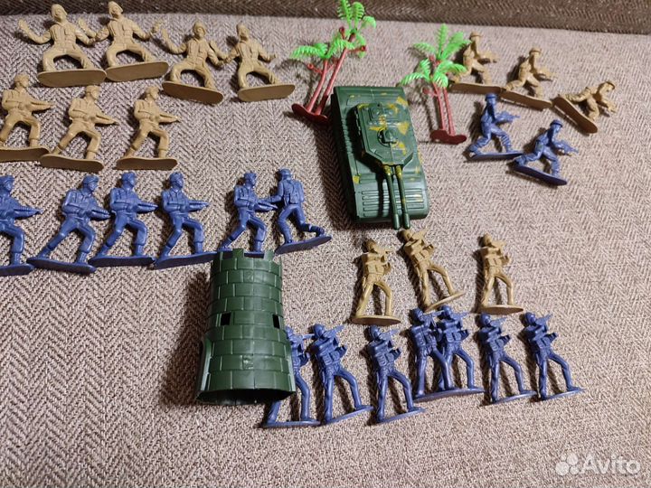 Набор солдатиков