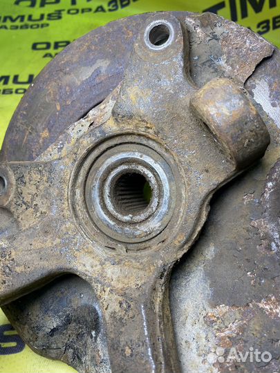 Кулак поворотный передний левый Hyundai Accent