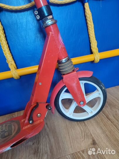 Самокат HelloWood Racer Red