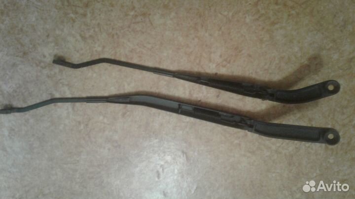 Поводок стеклоочистителя SSang Yong