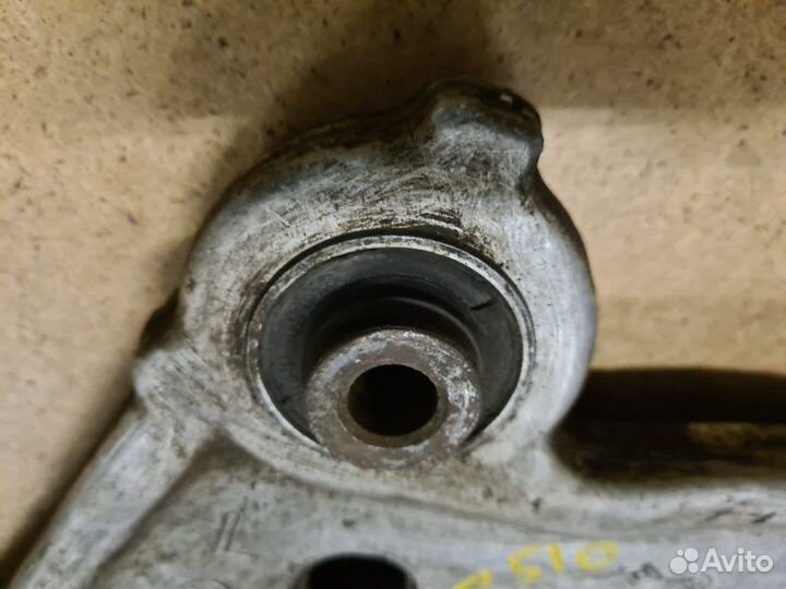 Рычаг подвески нижний левый Nissan Murano Z51