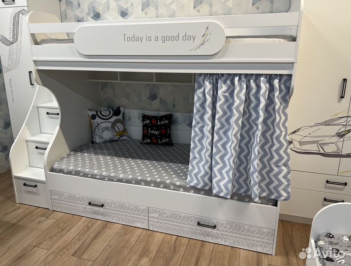 Двухъярусная кровать 90х190