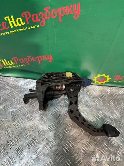Цилиндр сцепления Volkswagen Polo седан 2009