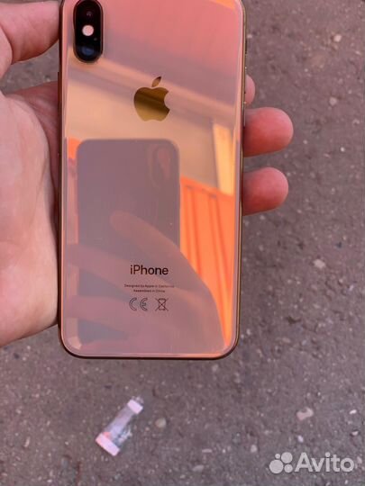 iPhone Xs, 64 ГБ