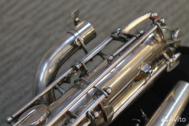 Саксофон баритон Weltklang Solist