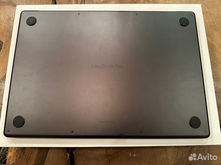 MacBook Pro 16 M3 Max/64 GB/1 TB SSD/40c/Black