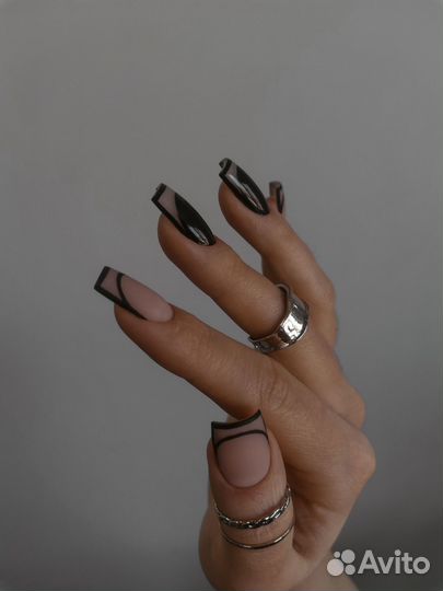 Маникюр с покрытием