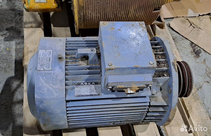 Электродвигатель электро-мотор бу