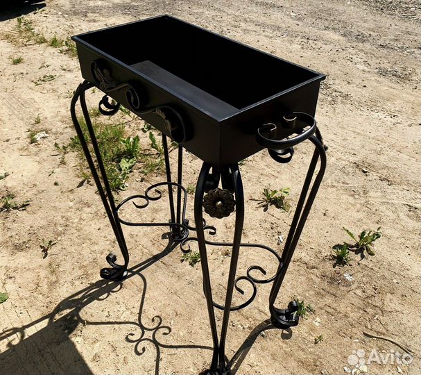 Мангал маленьикй