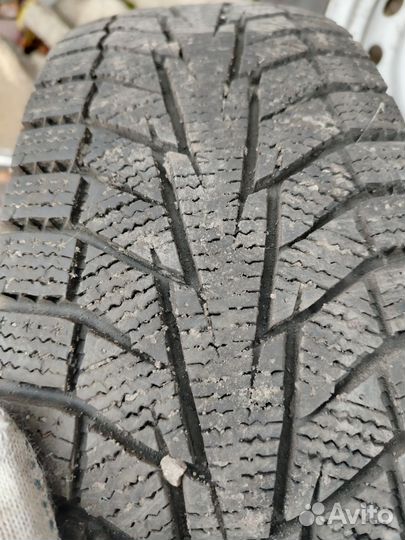 Hankook Winter I'Cept IZ2 175/65 R4 86