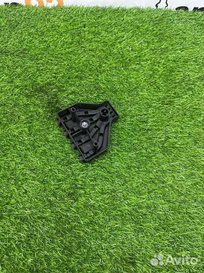 Канал для кабеля катушек зажигания Volkswagen Golf